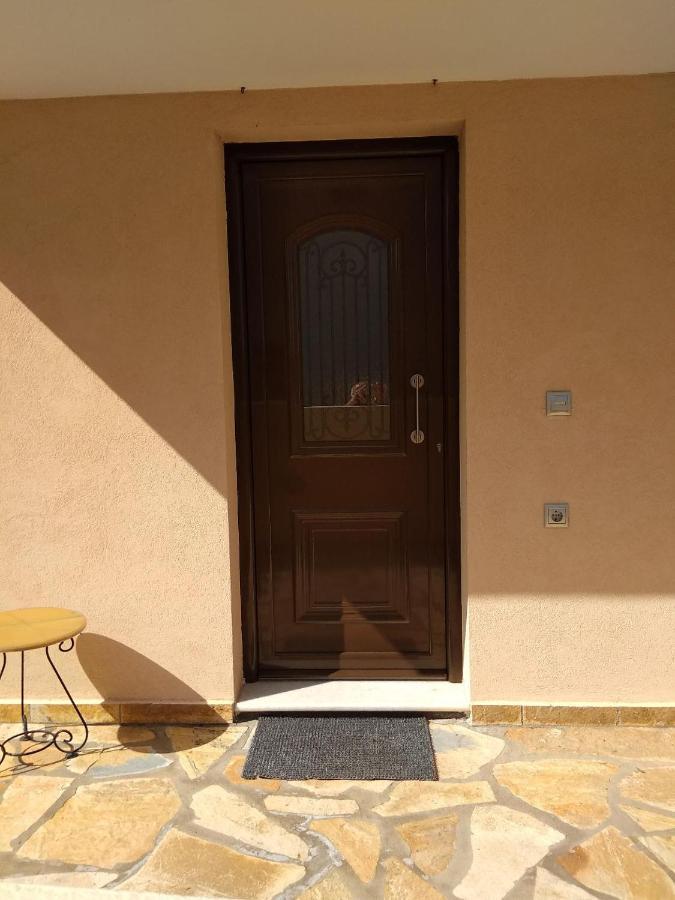 Appartement Ήσυχο Σπίτι Στη Ναύπακτο à Nafpaktos Extérieur photo