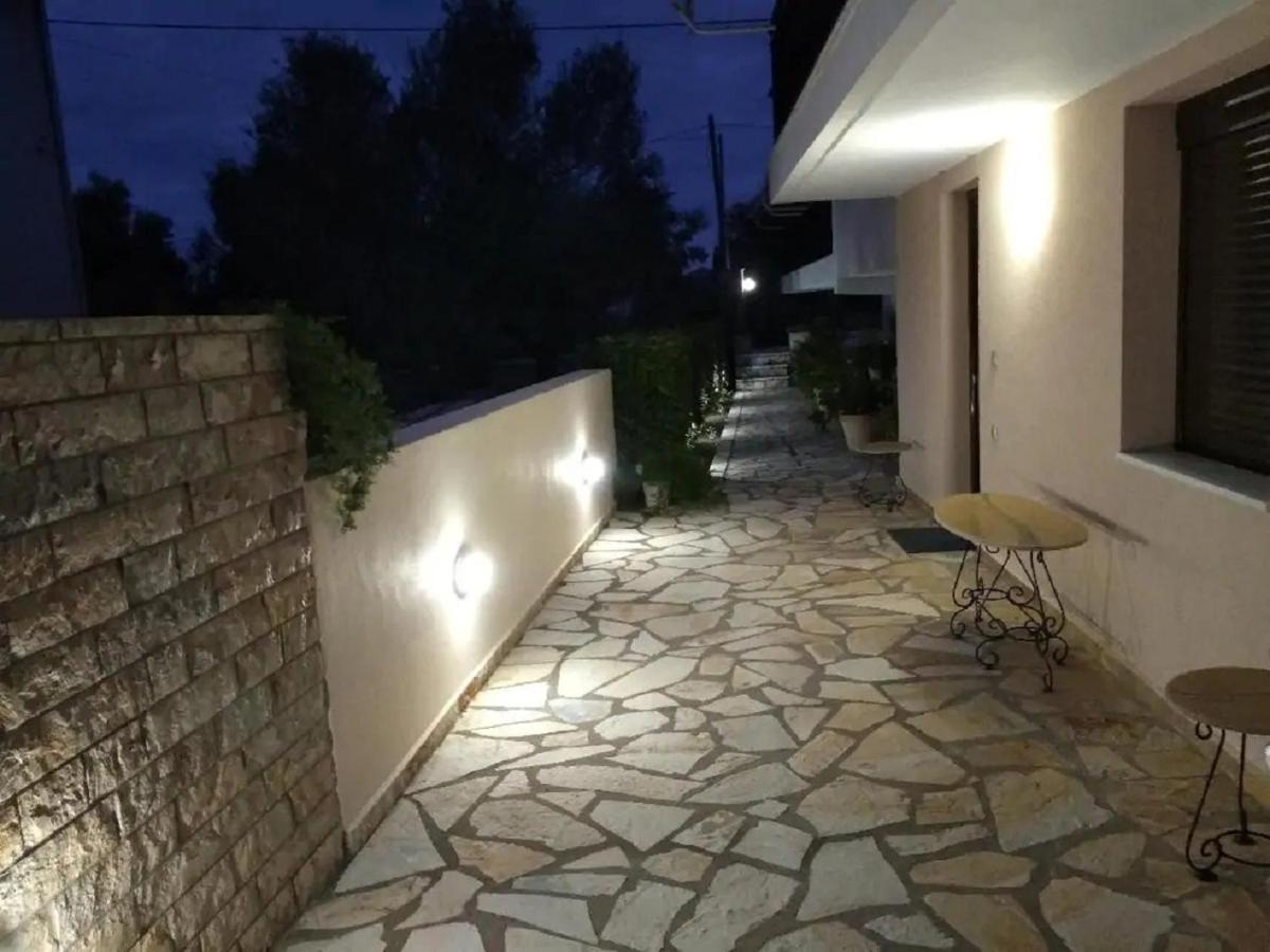 Appartement Ήσυχο Σπίτι Στη Ναύπακτο à Nafpaktos Extérieur photo